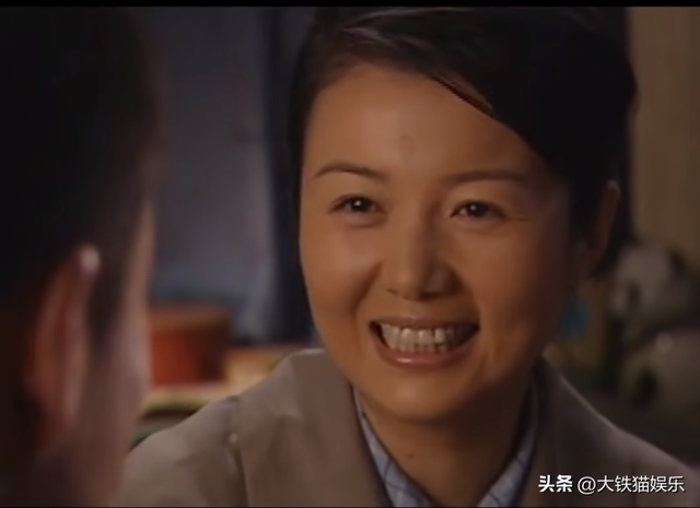 《女人不哭》16年，演员近况差距大，女二变脸认不出，小配角红了
