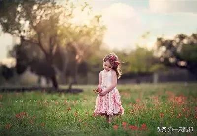 十年后,你留给孩子最好的礼物,不是金山银山,而是…