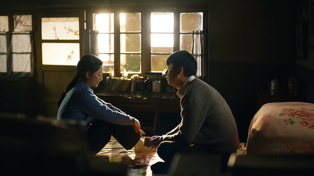 人世间7： 小寡妇郑娟有何魅力，周秉昆为何宁愿喜当爹也不娶春燕