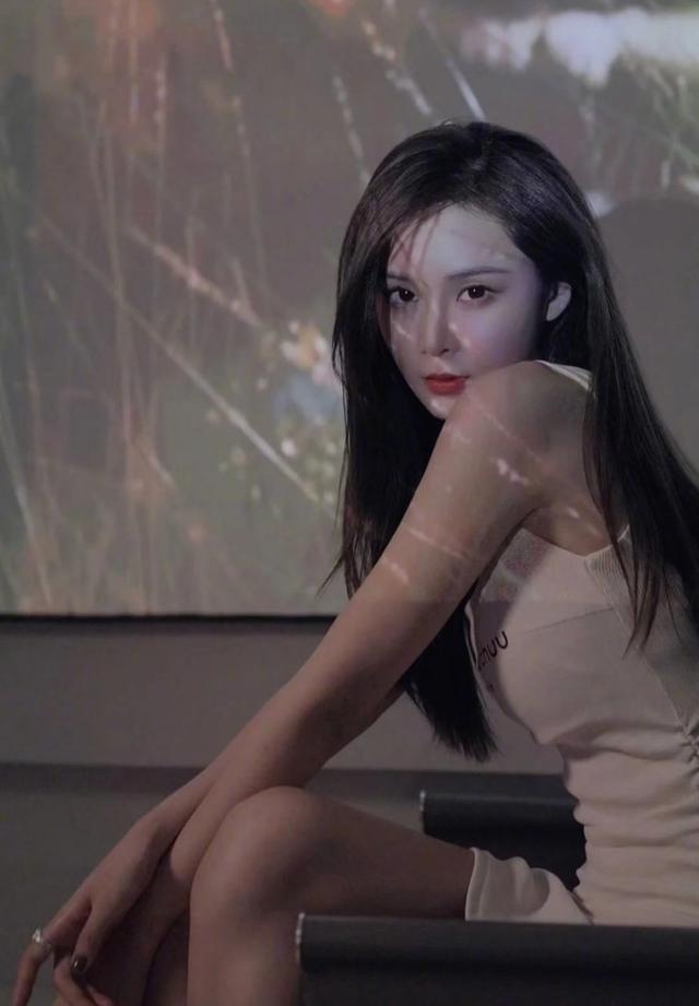 汪小菲出轨照片被公开，牵扯三个女人不同的房间，张颖颖疑似知情