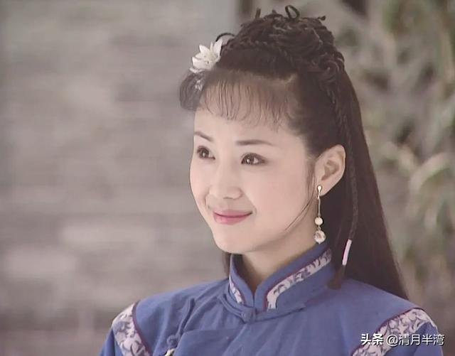 好山好水出美人，9位江南古典美女，肤如凝脂，一个赛一个漂亮