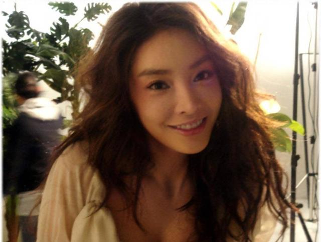 张紫妍：被迫陪睡31人近百次，遭道具虐待，29岁自杀留230页遗书