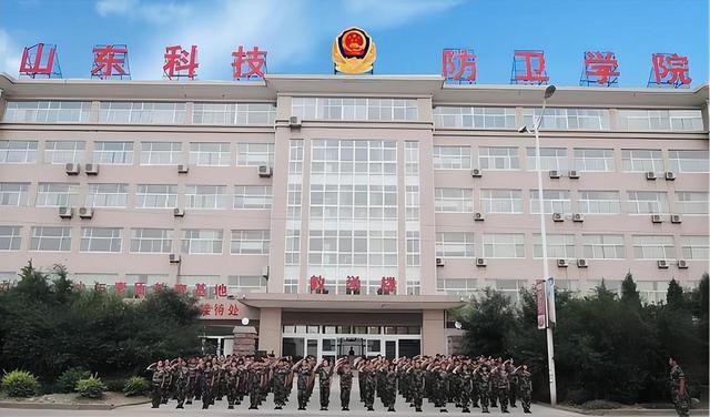 2016年，黑龙江16岁少女虐母致死，竟称：我不后悔，帮凶也有错