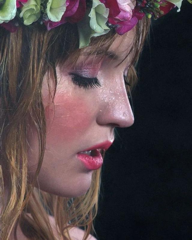 他笔下的湿身女人体少女,美得让人沦陷!细腻逼真堪称人肉打印机