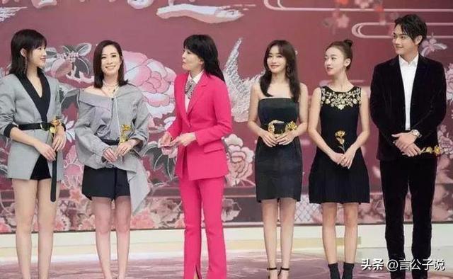 7位堪称“半身美女”的女星,看脸貌美如花,看下半身惨不忍睹