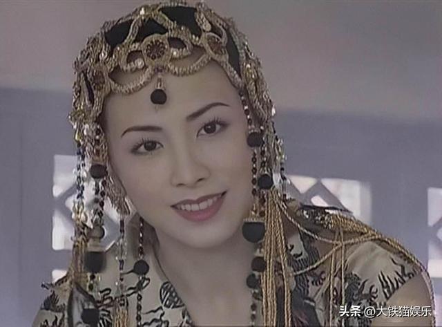 在一群美女中演“第一美人”还能出彩，只服这5位女星，个个惊艳