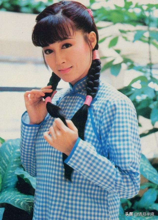 好山好水出美人，9位江南古典美女，肤如凝脂，一个赛一个漂亮