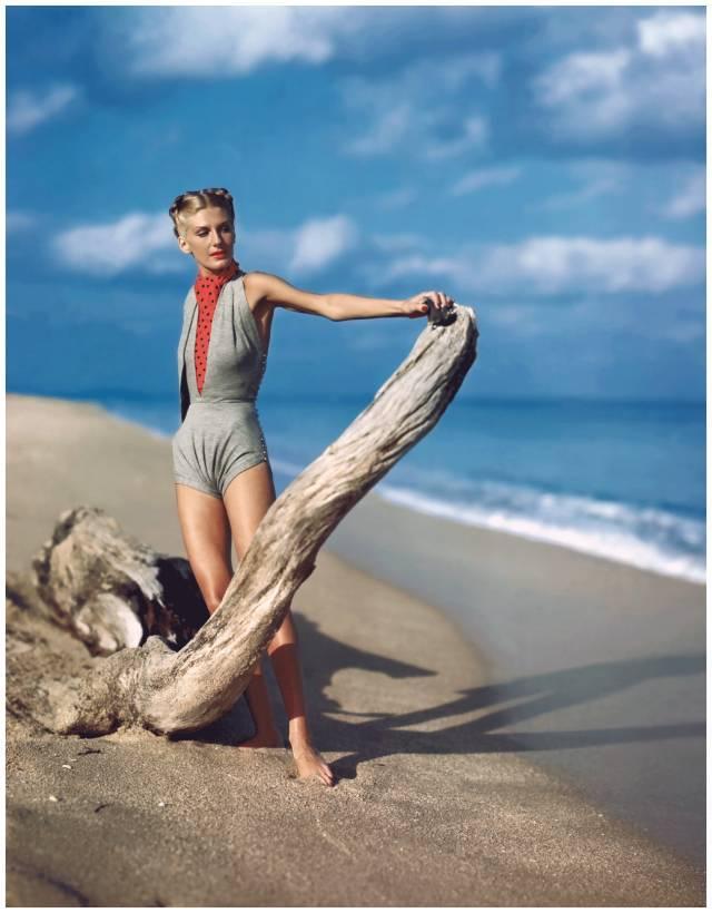 世界上最美的女孩,穿泳装是什么样
