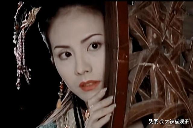 在一群美女中演“第一美人”还能出彩，只服这5位女星，个个惊艳