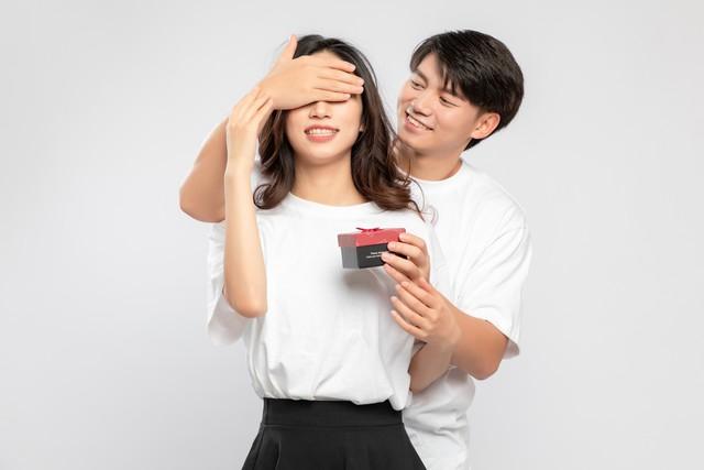 揭秘女人心口不一背后的真相，教你轻松看穿她的小心思