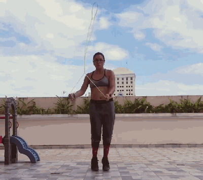 175斤女孩嫌腰粗,每天坚持跳绳30分钟,3个月后令丈夫刮目相看