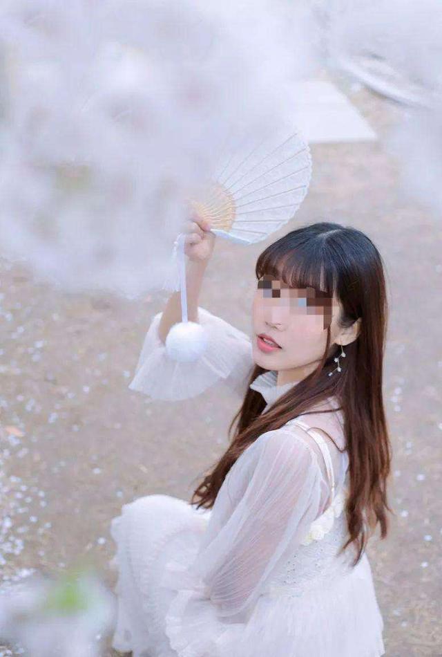 19年北大美女服药自杀，大尺度聊天记录流出，学长男友：她不干净