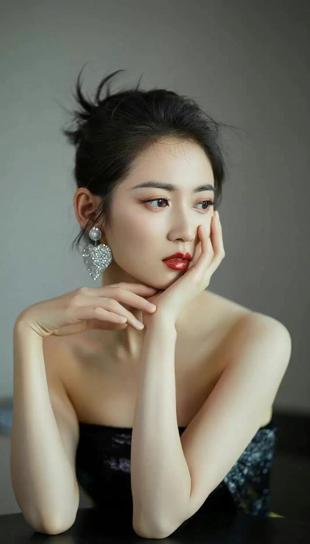 四川美女陈钰琪