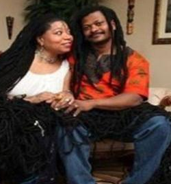 头发最长的女人,长达16.7米,洗头发还要看天气