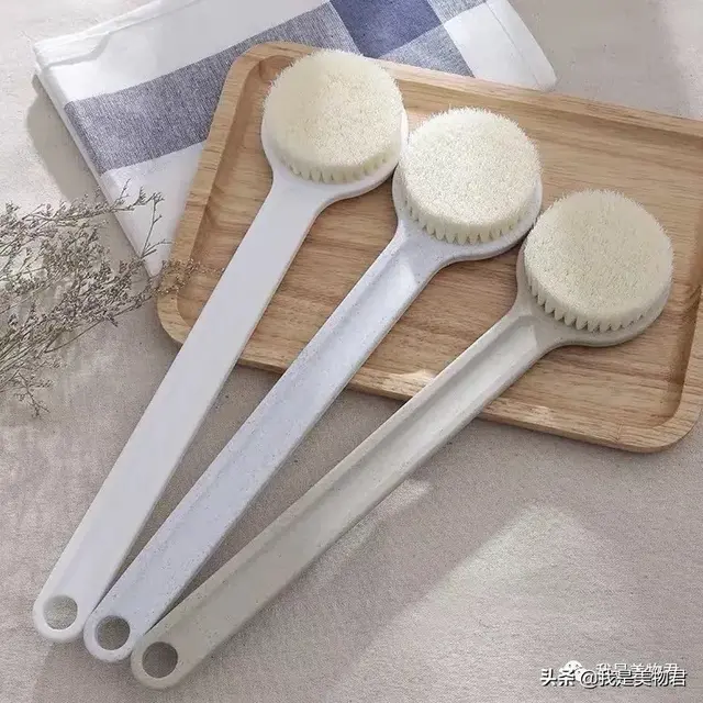 后背祛痘神器｜这6款好物让你拥有光滑美背