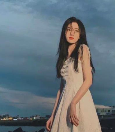 后天美女鞠婧祎