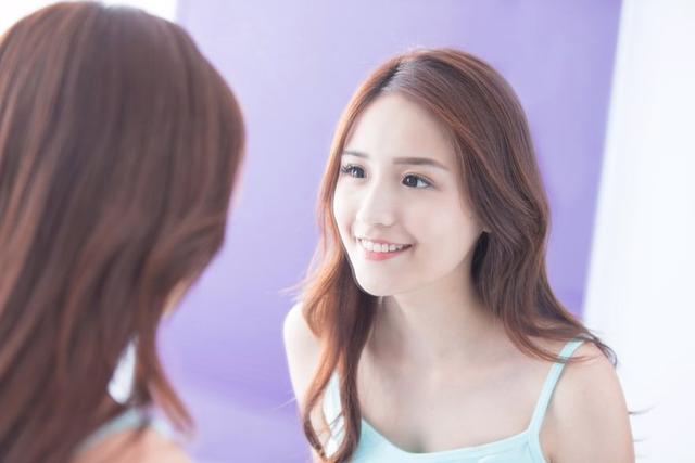 女性私处颜色深,是性生活多了?需要处理吗?别被男人“洗脑”了