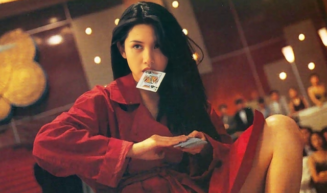 “三级女王”邱淑贞:16岁出道,23岁一脱成名,31岁退圈