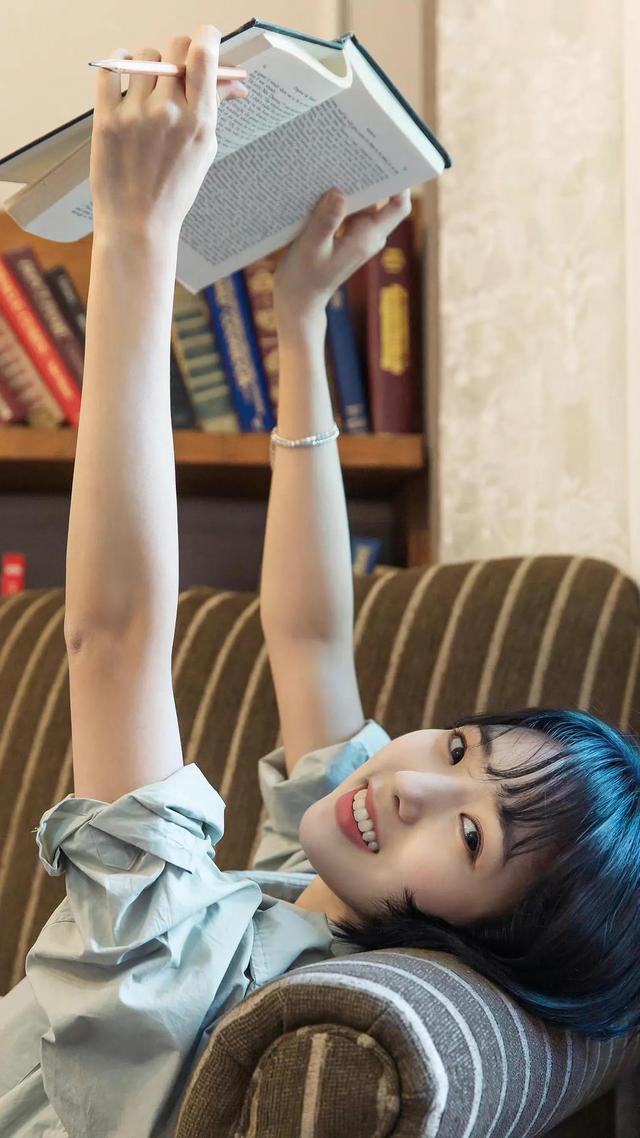 美女姐姐高清壁纸｜很有质感哦