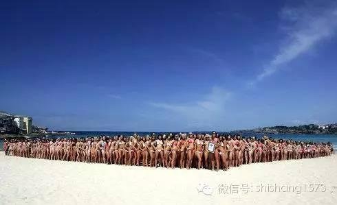 超赞！1010 名穿着比基尼泳装的美女