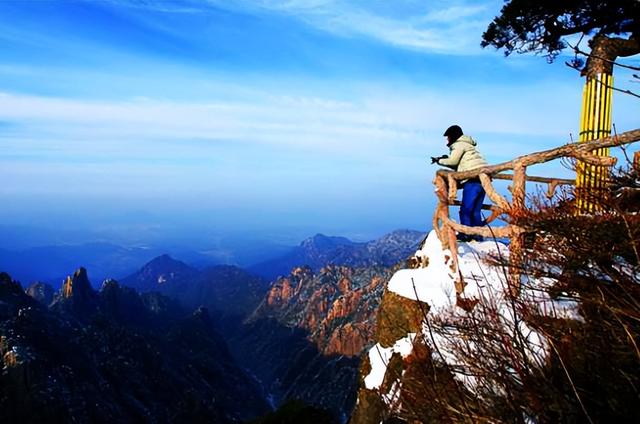广东中山女书记一身“绝活”，丈夫为升官亲自准备“避孕套”