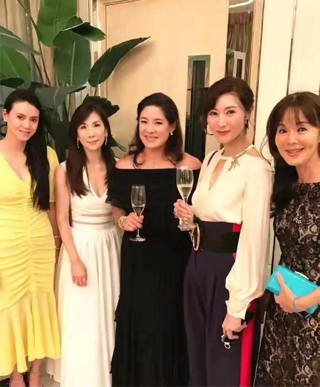 世上有没有真正的美女?美女现象给我们造成了怎样的危机?