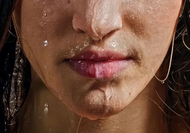 他笔下的湿身女人体少女,美得让人沦陷!细腻逼真堪称人肉打印机