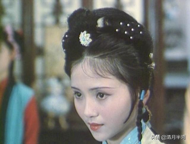 好山好水出美人，9位江南古典美女，肤如凝脂，一个赛一个漂亮