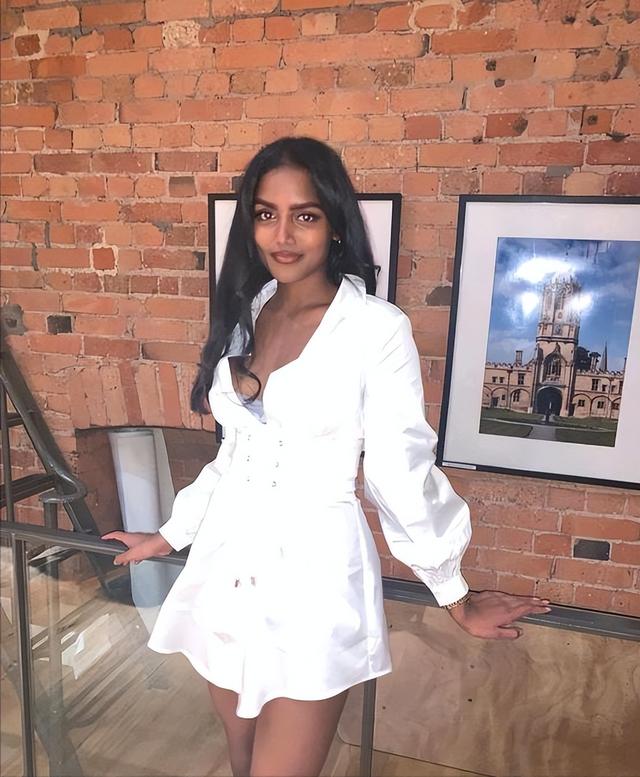 环球小姐南非国家代表佳丽，身材是最吸引人眼球的