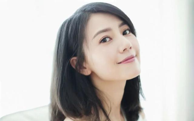 6位身材颜值不对等的女星：看脸风情万种，身材却干瘪成硬伤