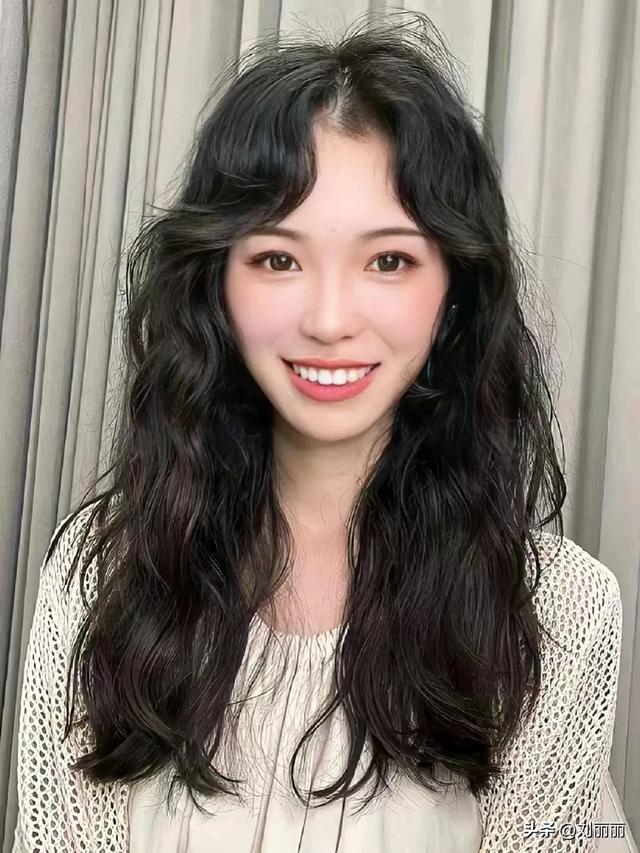 这14款发型太惊艳，有长也有短，你最爱哪一款