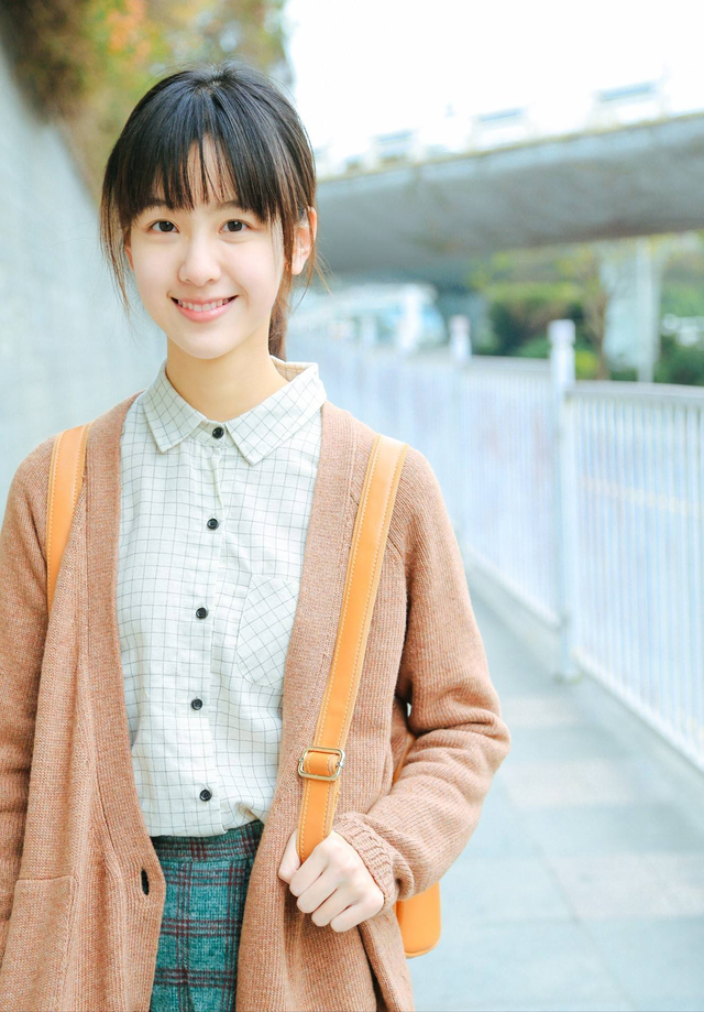 盘点进入娱乐圈的10位女网红：白鹿踏实认真，赵露思俏皮搞笑