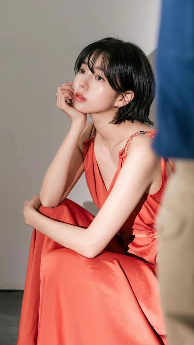 美女姐姐高清壁纸｜很有质感哦