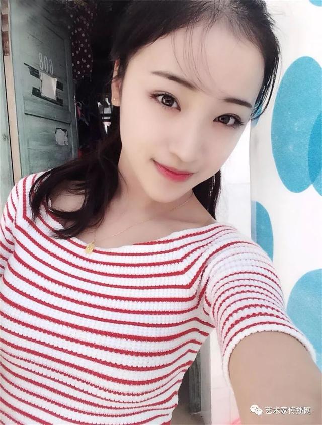 20位中国美女“一字马”，美炸了