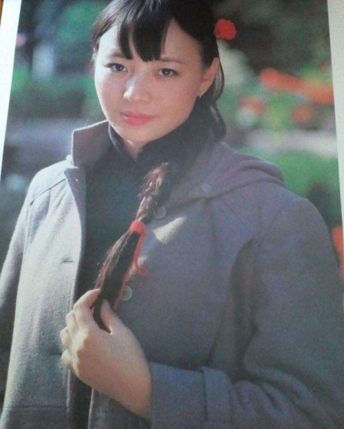 女星纯天然挂历照：刘晓庆孙俪宋丹丹汪明荃那英…巩俐腋毛都没刮