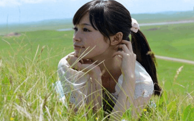 女生在旅游路上想尿尿该怎么办呢？其实不难解决的