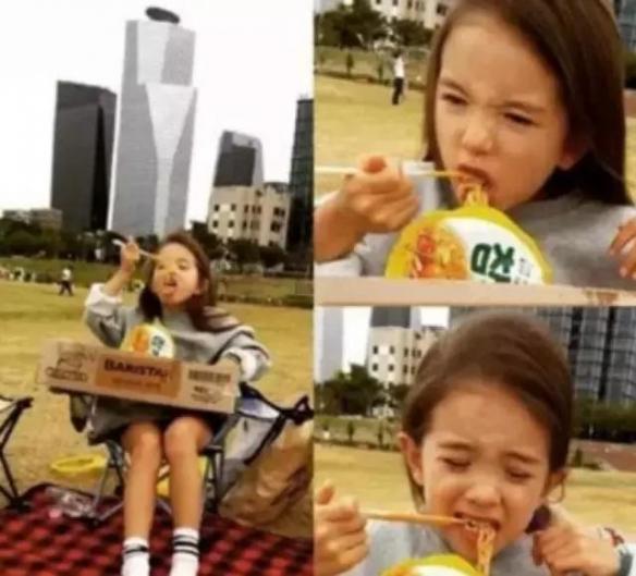 请问生这样的女儿有说明书吗?可爱混血萝莉 崔路易