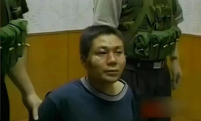 “打黑局长”文强覆灭记:强奸未成年少女,玩弄女明星,判死刑