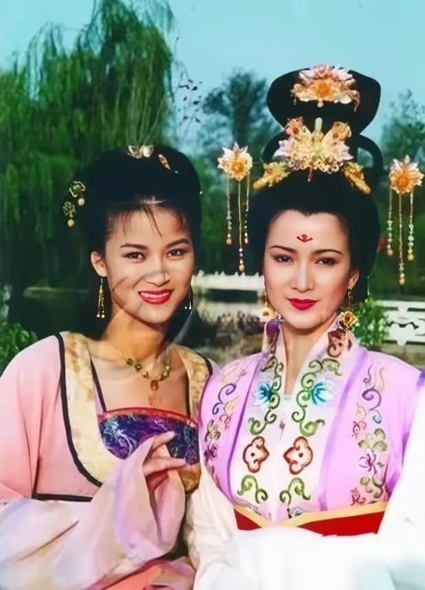 再看5位亚洲小姐：拍三级，揭丑闻，争名夺利犹如宫斗计