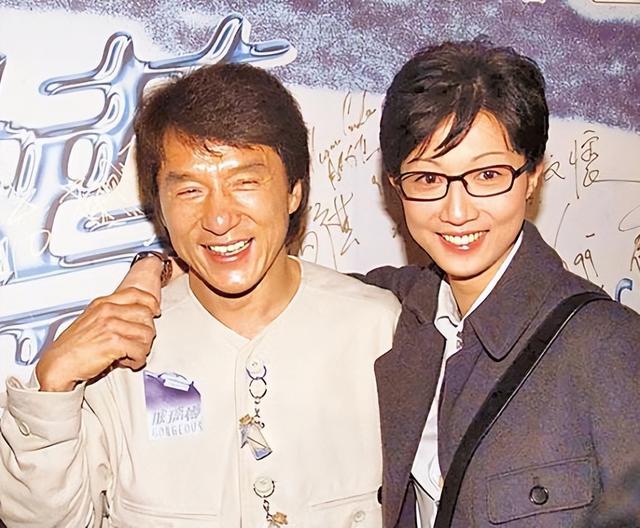 再看5位亚洲小姐：拍三级，揭丑闻，争名夺利犹如宫斗计