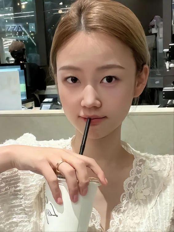 世界杯“亚洲太太”才真惊艳，多人模特出身，一个比一个风情万种