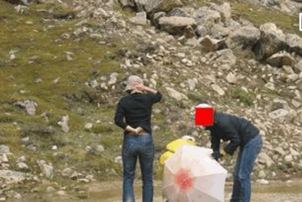 女生在旅游路上想尿尿该怎么办呢？其实不难解决的