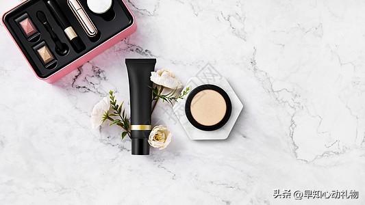 女朋友生日送什么礼物,这几个礼物一定会让她很惊喜!