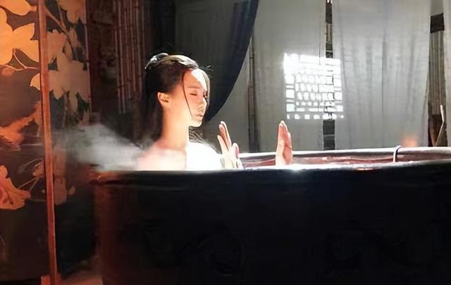 电视剧不敢拍的“下半身”，藏着演员们的7大秘密，看了一言难尽
