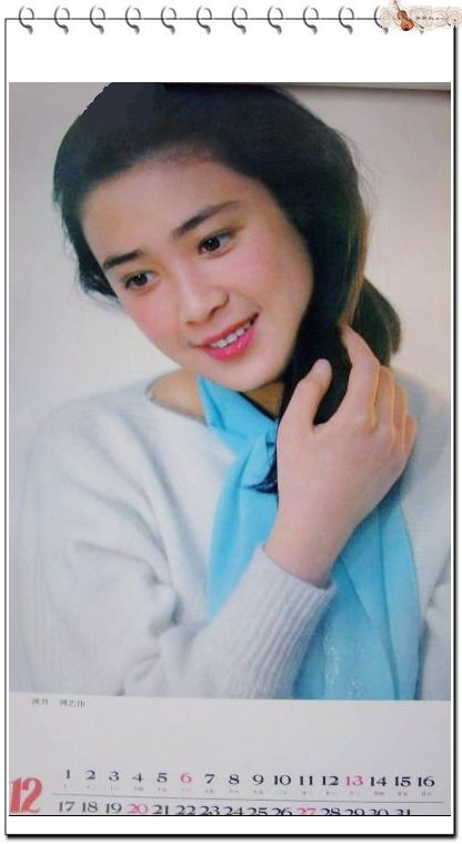 女星纯天然挂历照：刘晓庆孙俪宋丹丹汪明荃那英…巩俐腋毛都没刮