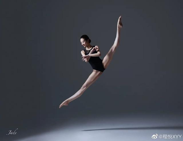 20位中国美女“一字马”，美炸了
