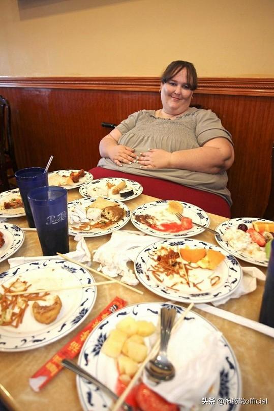 1450斤的重量级美女,被高富帅求婚后生下2娃,目标体重为“1吨”