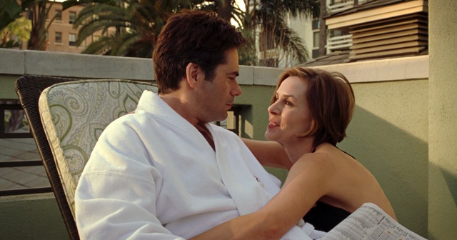 妻子在外偷情，富豪丈夫怒杀娇妻，最后却被无罪释放，电影