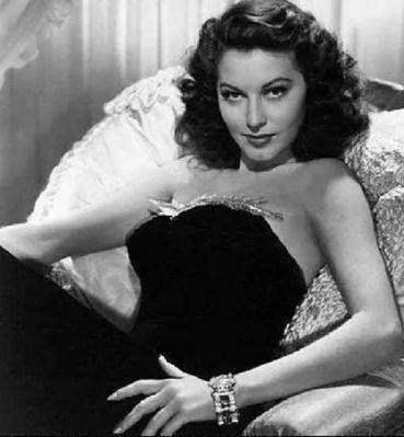 世界六大美女间谍，印度公主最惨，川岛芳子心理最扭曲