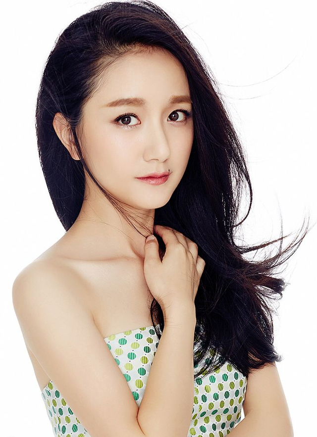 湖南盛产美人，6位湘籍女星，个个亭亭玉立，貌若天仙，千娇百媚